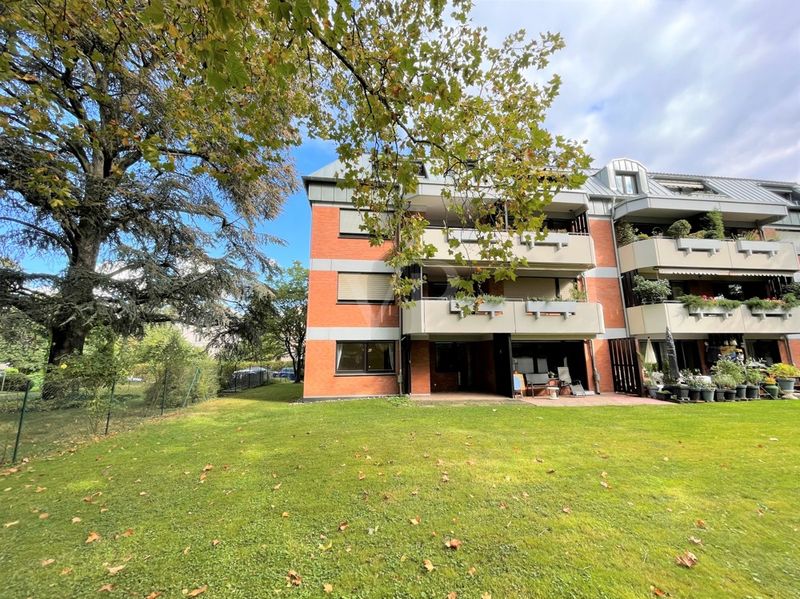 2 Zimmer Wohnung mit Garten in edler Wohnlage